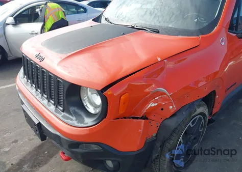 2017 Jeep Renegade Trailhawk 4X4 из США, поврежденный, VIN ZACCJBCB0HPF99295